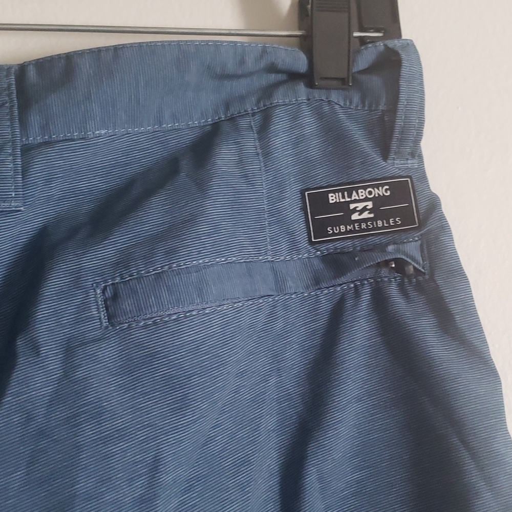 Billabong Submersible Shorts - Picture 3 of 10